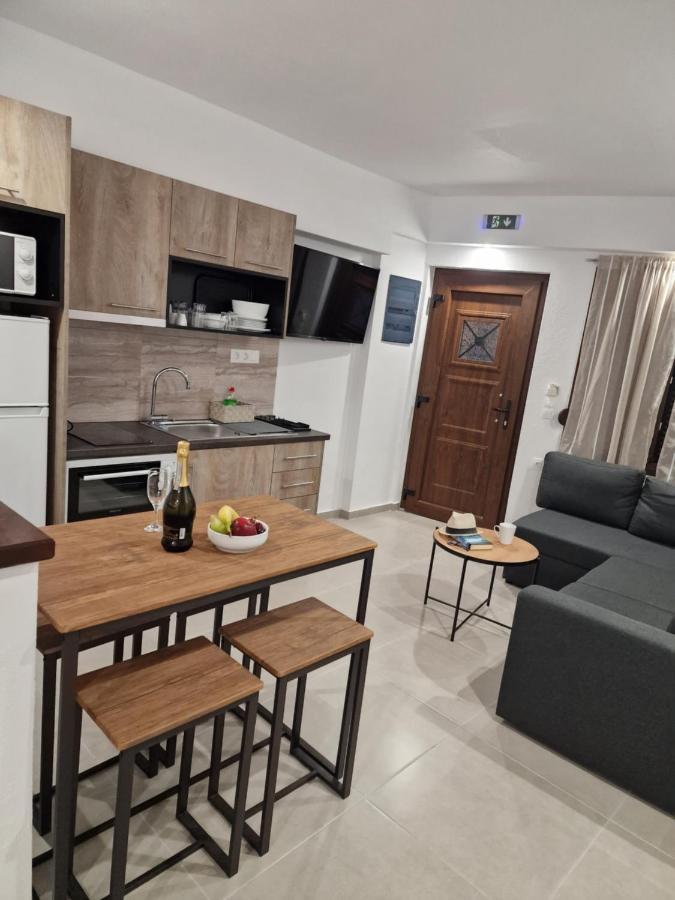 Το Στενάκι Apartment Skiathos Town Ngoại thất bức ảnh