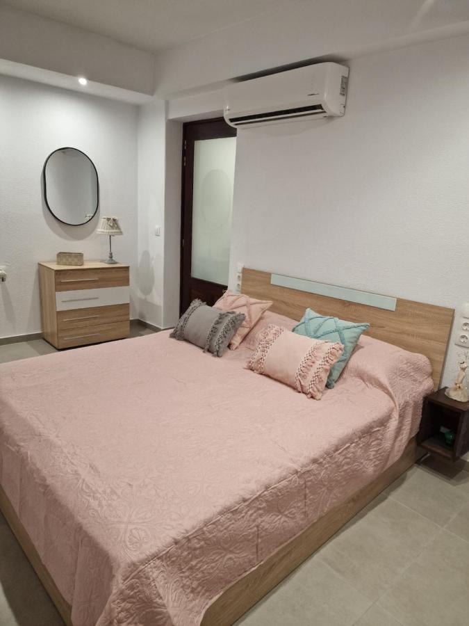 Το Στενάκι Apartment Skiathos Town Ngoại thất bức ảnh