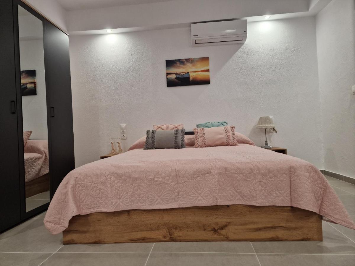 Το Στενάκι Apartment Skiathos Town Ngoại thất bức ảnh