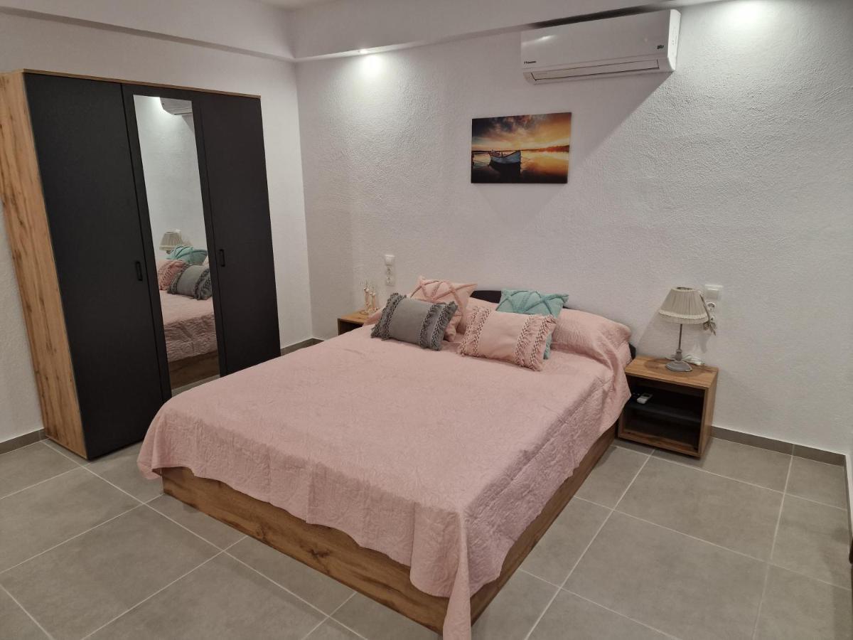 Το Στενάκι Apartment Skiathos Town Ngoại thất bức ảnh