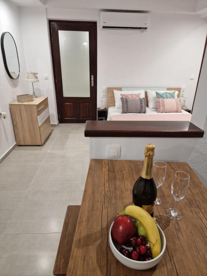 Το Στενάκι Apartment Skiathos Town Ngoại thất bức ảnh