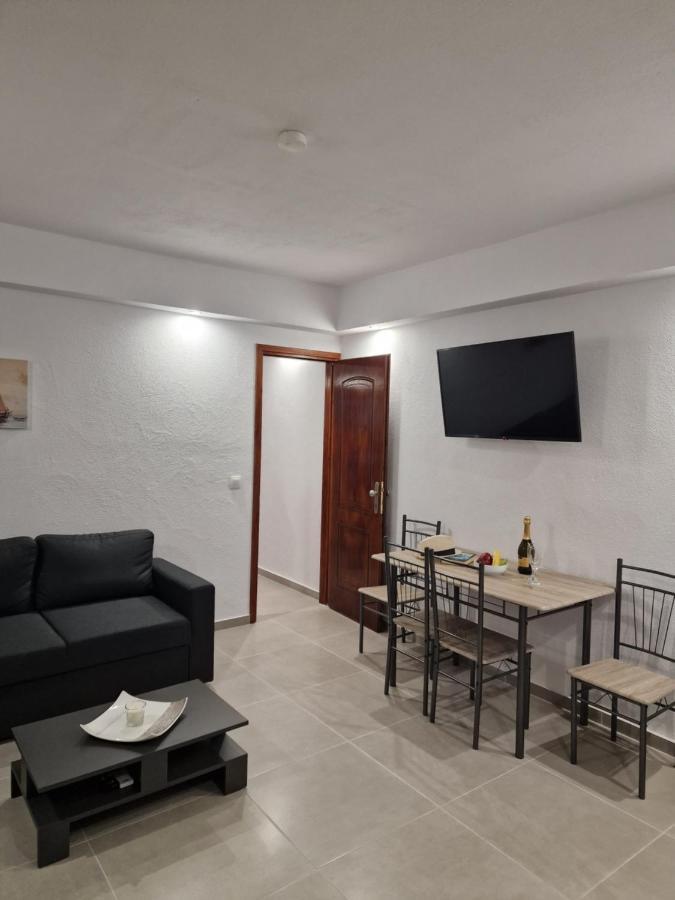 Το Στενάκι Apartment Skiathos Town Ngoại thất bức ảnh